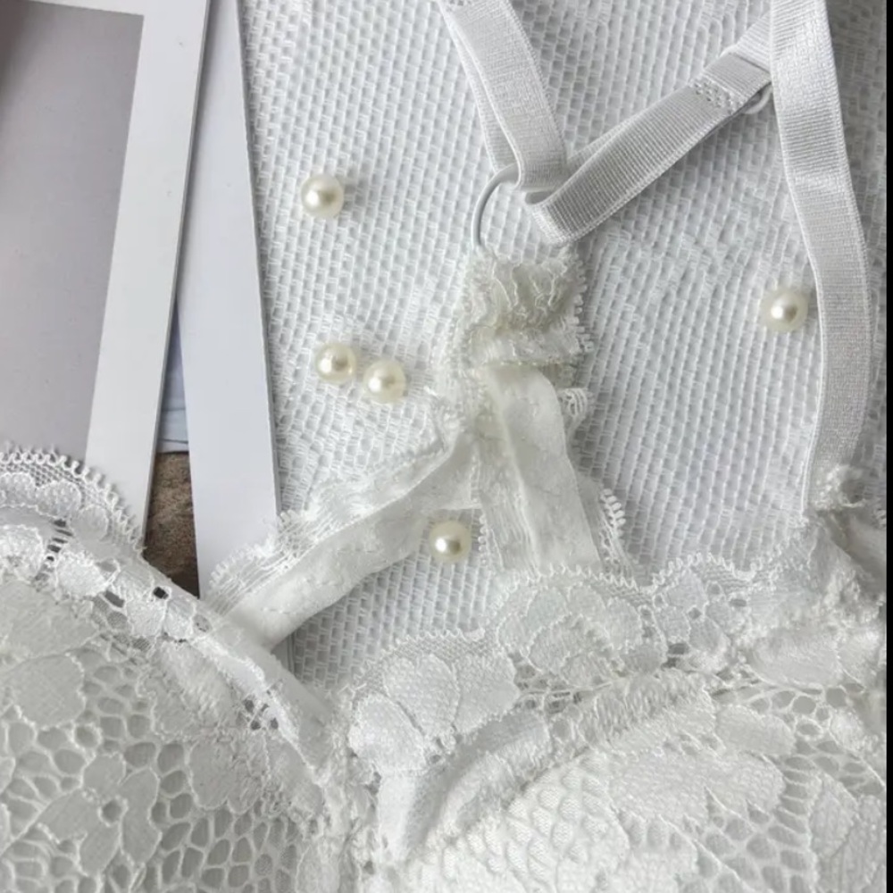 Strappy Lace Bralette Padded Bra • NWOT - Picture 3 of 5